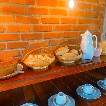Pousada E Restaurante Casarao Passa Quatro Eksteriør bilde