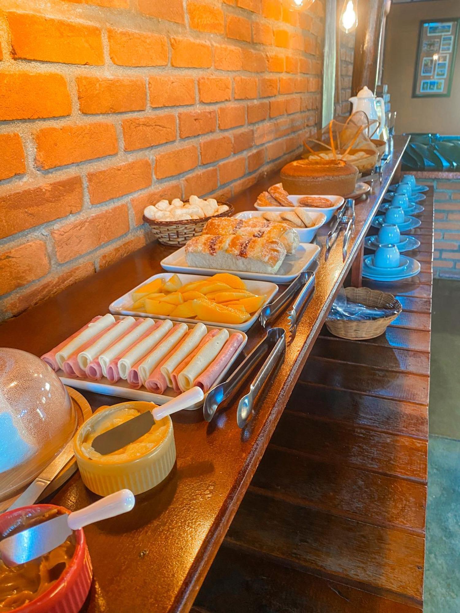 Pousada E Restaurante Casarao Passa Quatro Eksteriør bilde